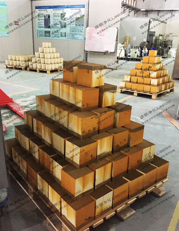 SCR催化剂（选择性催化还原技术催化剂）